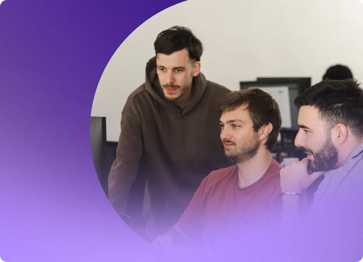 When should you hire a fintech software development company? background